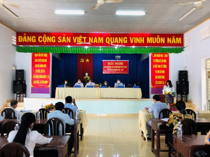 Đại biểu Hội đồng nhân dân tỉnh đơn vị huyện Châu Thành và đại biểu HĐND huyện Châu Thành tiếp xúc cử tri sau kỳ họp tại xã Đồng Khởi